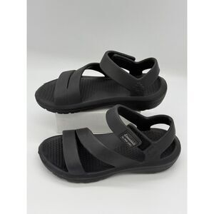 🌴Essentials by muk luks black strappy sandals  small 5-6